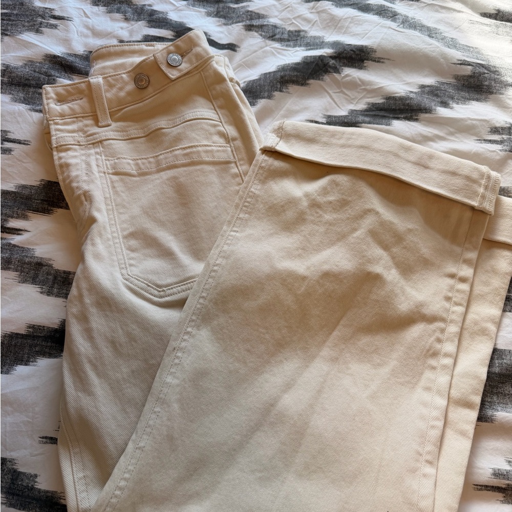 Elegant Cream High Rise Women's Jeans